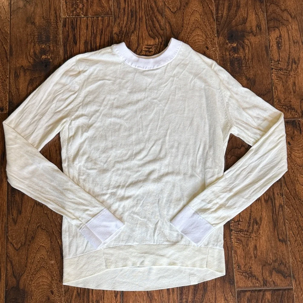 Lululemon Silk Blend Crew Neck sweater, size 4 - Picture 7 of 12